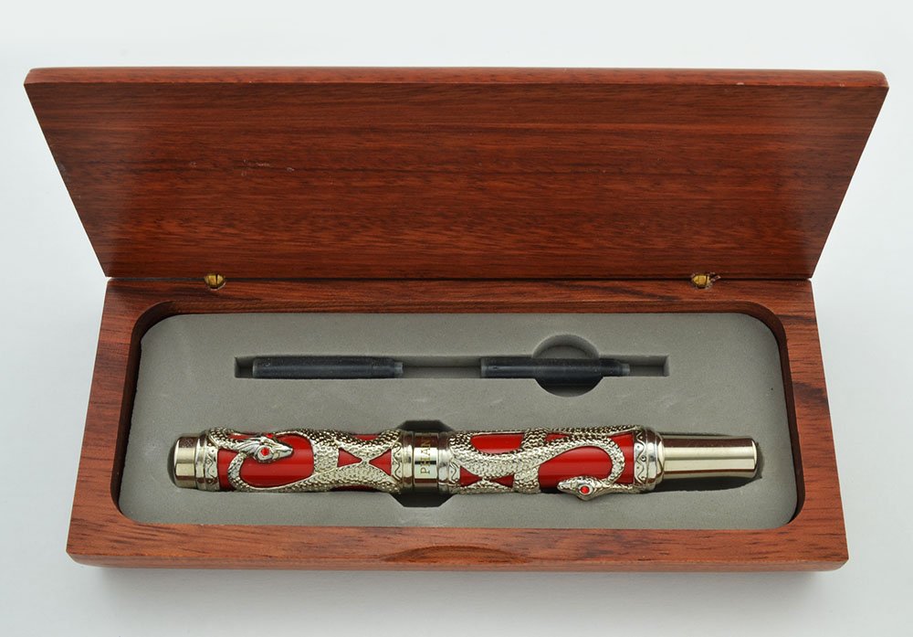 Danitrio Phantas I Fountain Pen Red Enamel and Chrome Snakes, Medium